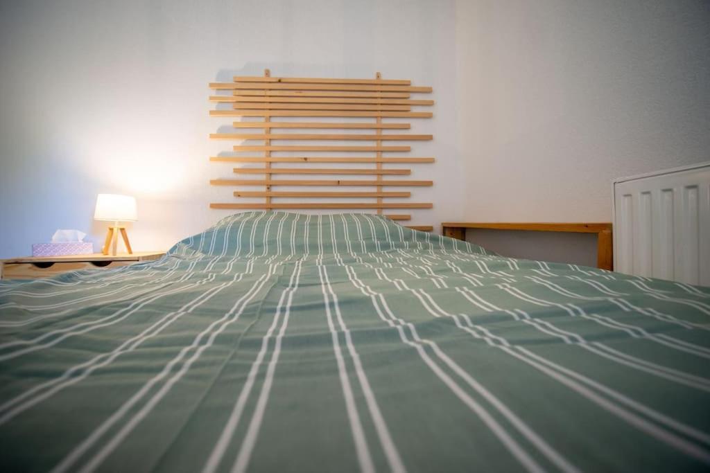مارسيليا Fully Equipped Apartment With Terrace Sleeps 4 المظهر الخارجي الصورة